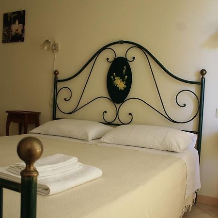 Вилла Agriturismo Furfullanu Nurallao Экстерьер фото